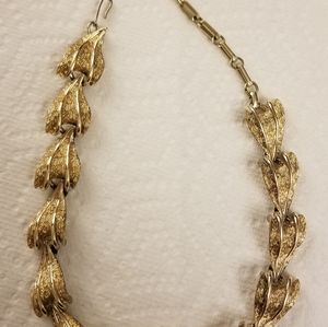 Vintage Coro choker and clip on earrings